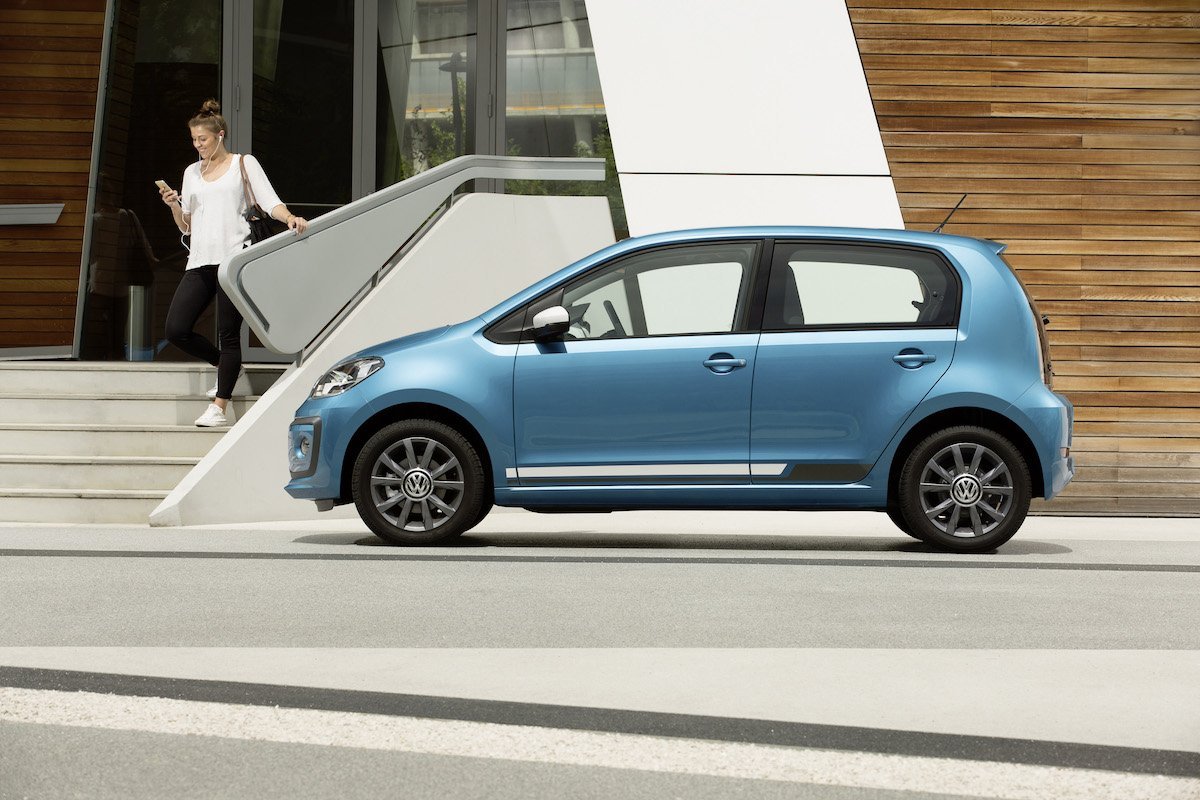Volkswagen-up-profil-costa-azul