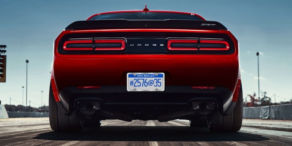 2018 Dodge Challenger SRT Demon Rear Heck Bereifung Drag Strip rot 315/40R18 Heckleuchten