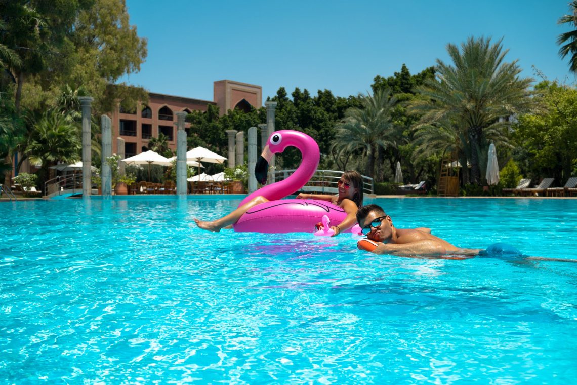 Es Saadi Palace Garden Resorts Flamingo Rettungsring Spaß Fun Wasser treiben lassen Lagoon Urlaub
